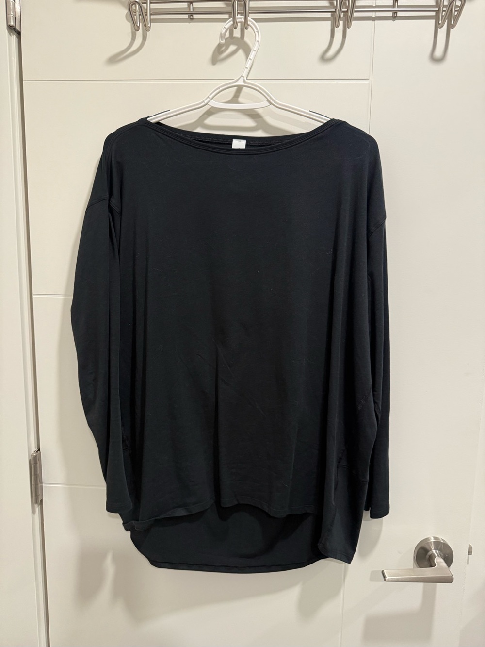lululemon athletica Black Long Sleeve Easy Tee